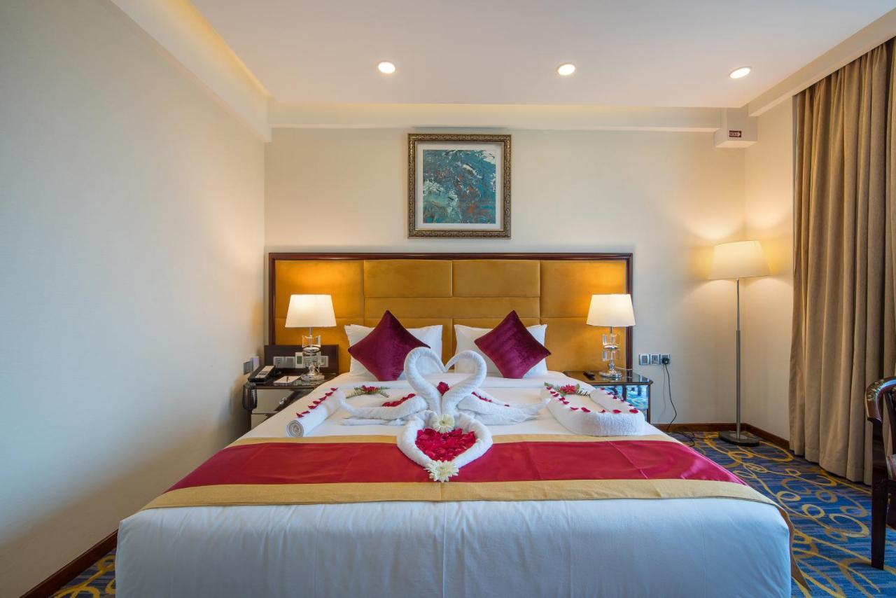 Grand Palace Hotel & Resorts ซิลเฮติ ภายนอก รูปภาพ